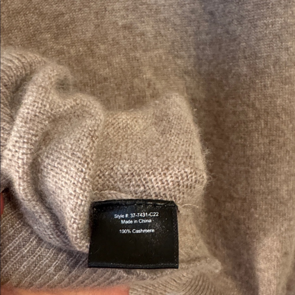 Flynn Cashmere Sweater - Picture 5 of 6